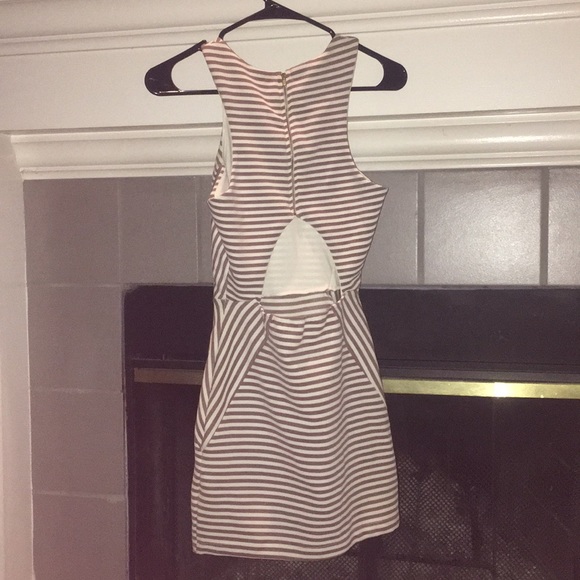 Stripe Dress - Picture 4 of 5